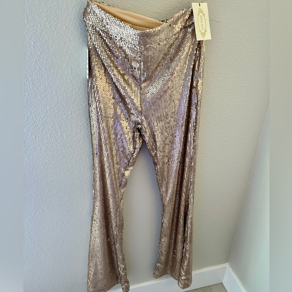 Joyfolie Pants - Mia Joy Joyfolie Gold Sequin NWT pants flare sz S eras tour party leggings $78